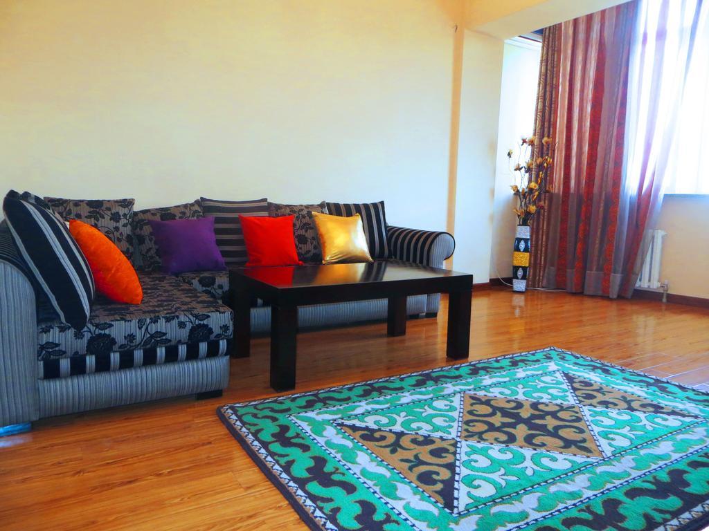 Bishkek House Apartament Ngoại thất bức ảnh