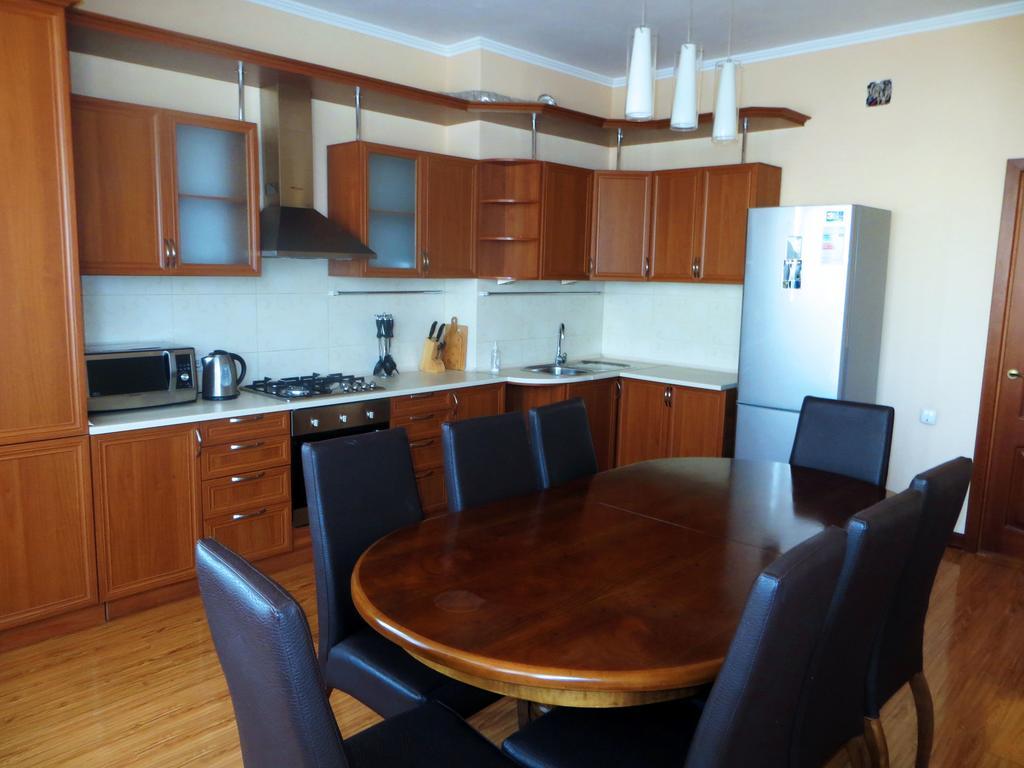 Bishkek House Apartament Ngoại thất bức ảnh