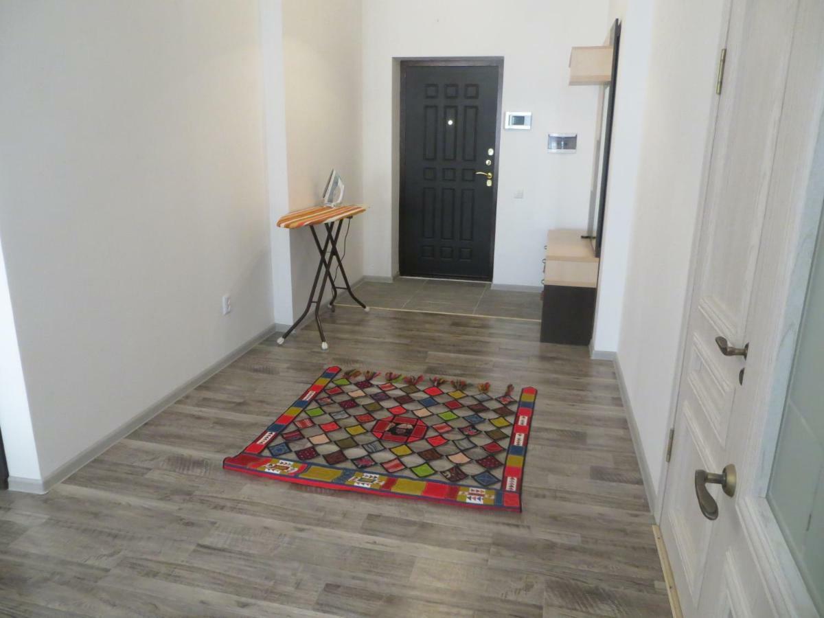 Bishkek House Apartament Ngoại thất bức ảnh